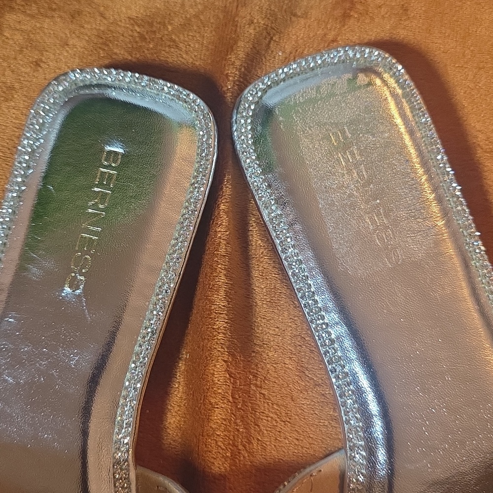 BERNESSSilver STUDDED  Slide Sandals - Picture 8 of 10